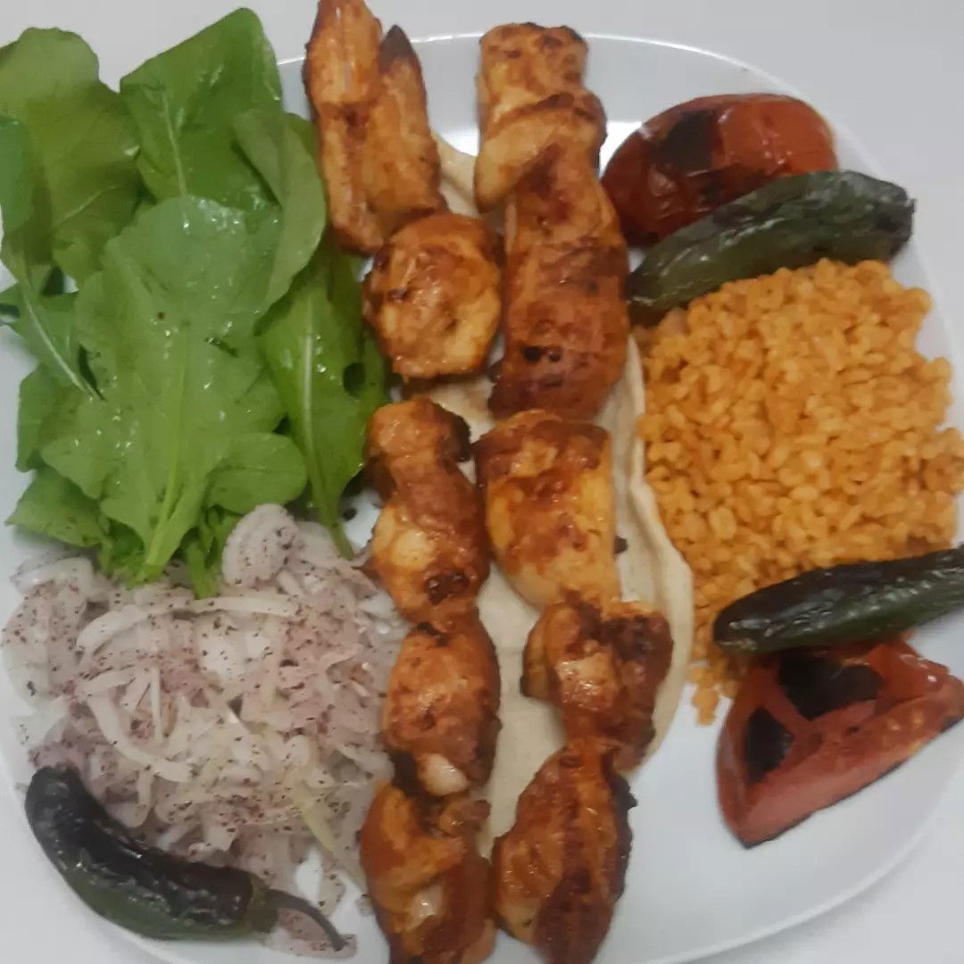 Urfali İki̇zler Dürüm Evi̇ Ve Kebap Salonu