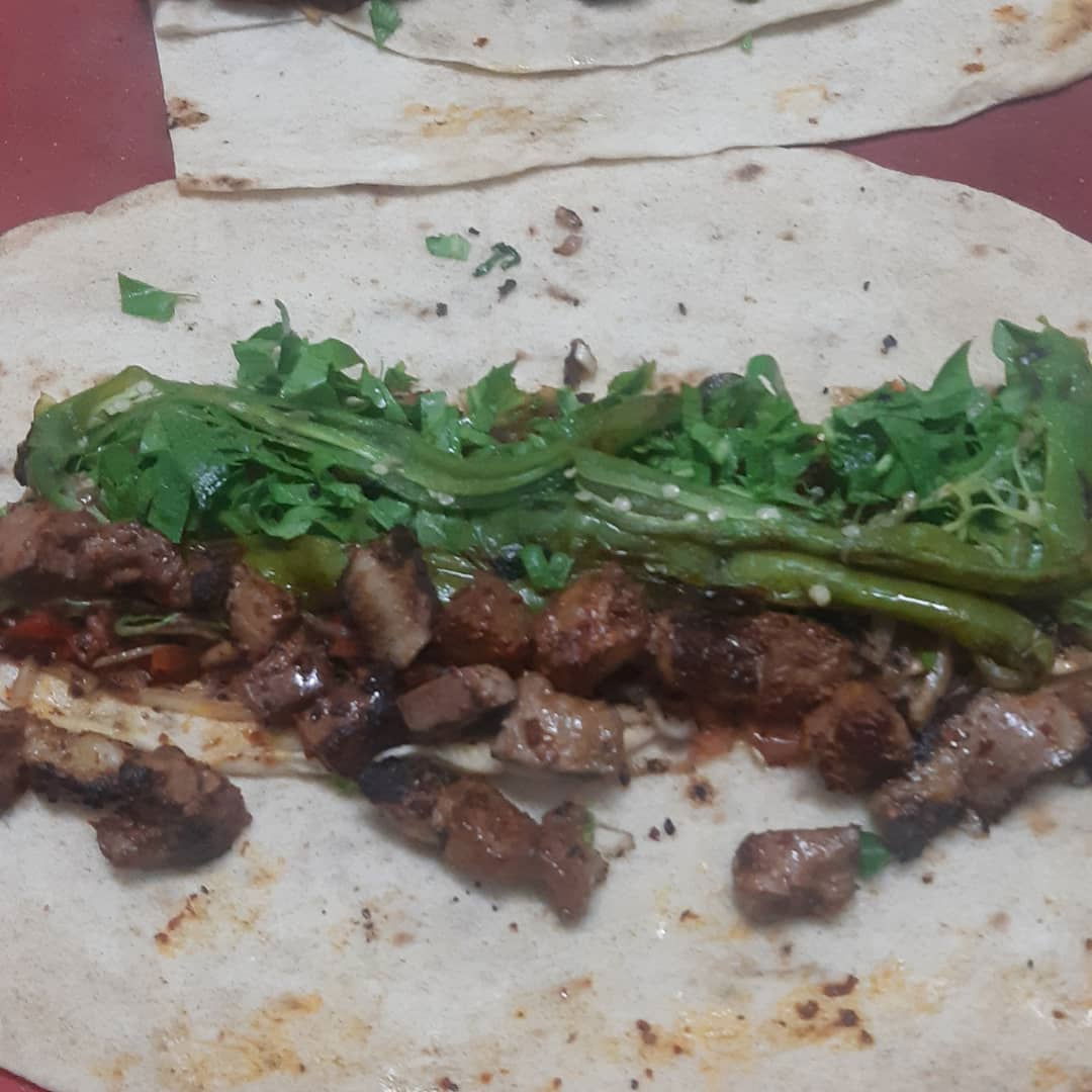 Urfali İki̇zler Dürüm Evi̇ Ve Kebap Salonu