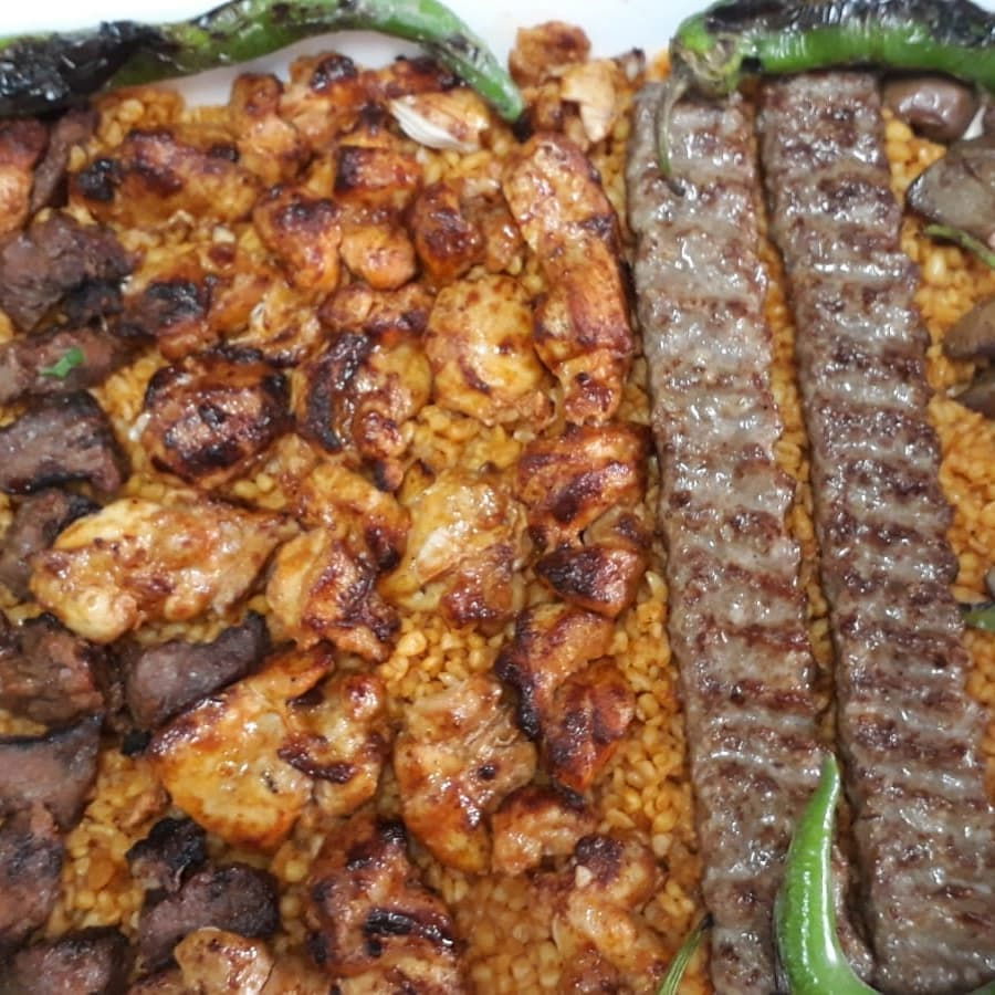 Urfali İki̇zler Dürüm Evi̇ Ve Kebap Salonu