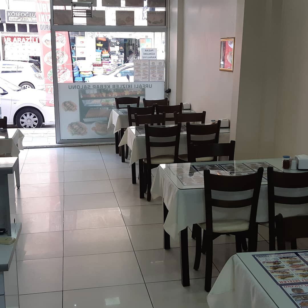 Urfali İki̇zler Dürüm Evi̇ Ve Kebap Salonu