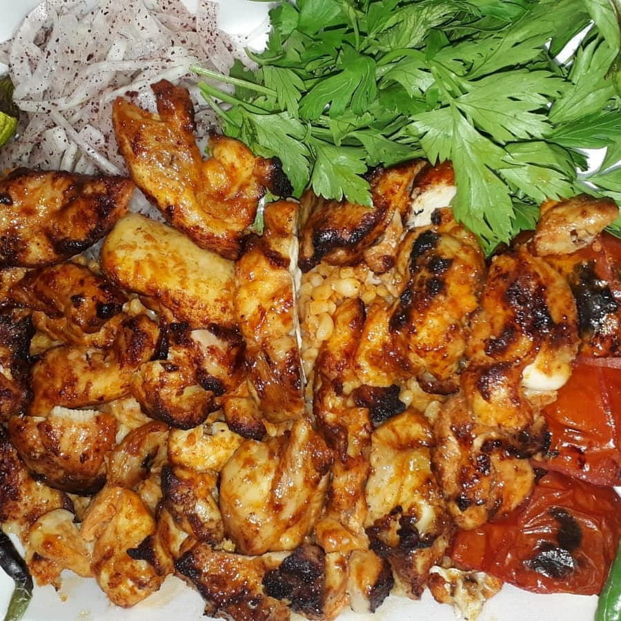 Urfali İki̇zler Dürüm Evi̇ Ve Kebap Salonu