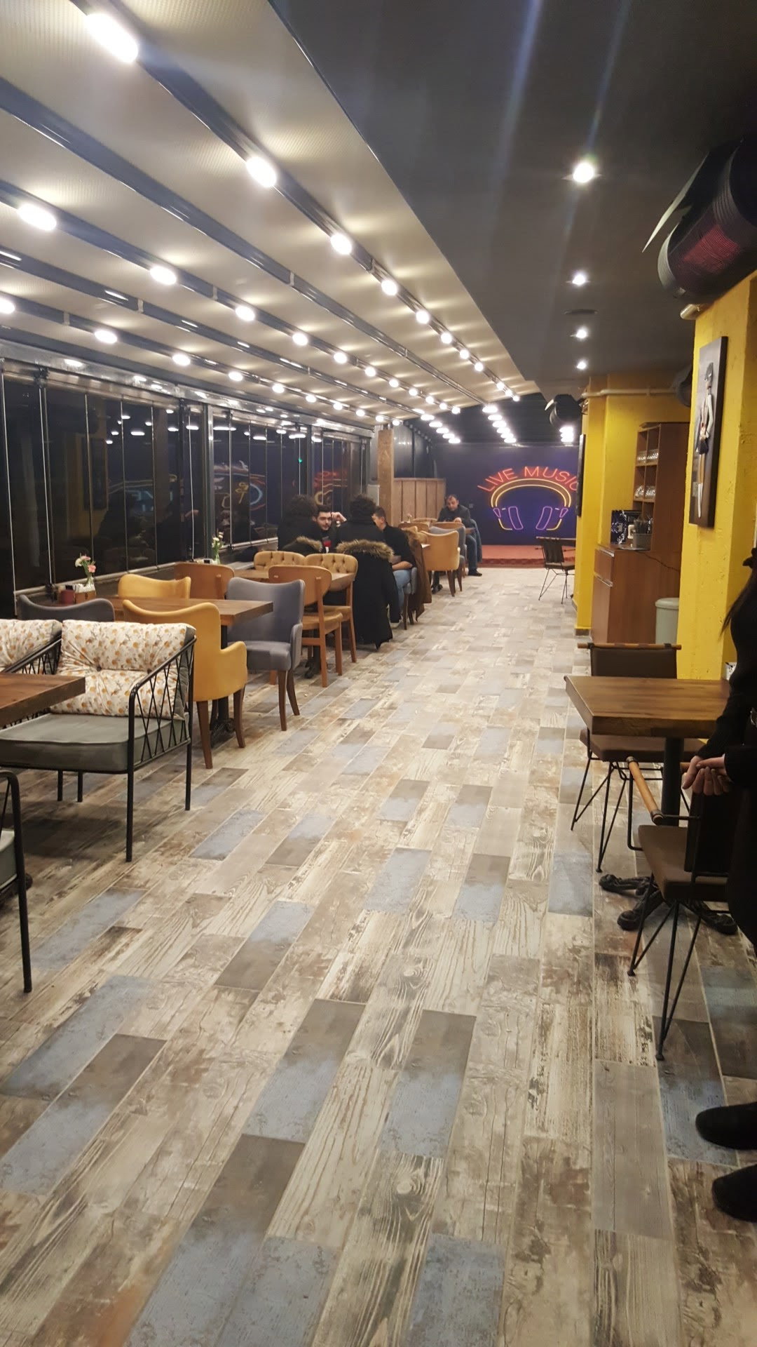 Bobola Food&Music
