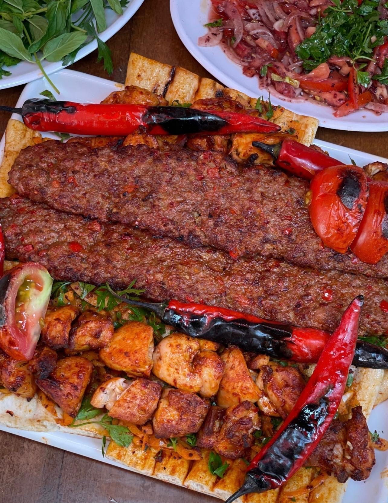 Teki̇N Kebab Salonu
