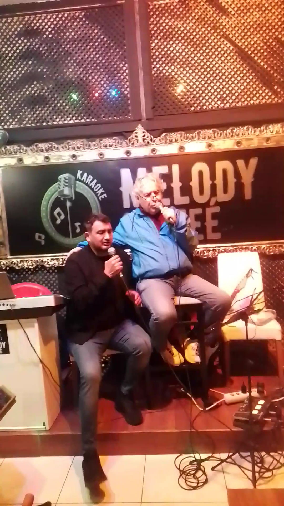 Melody Karaoke Coffy