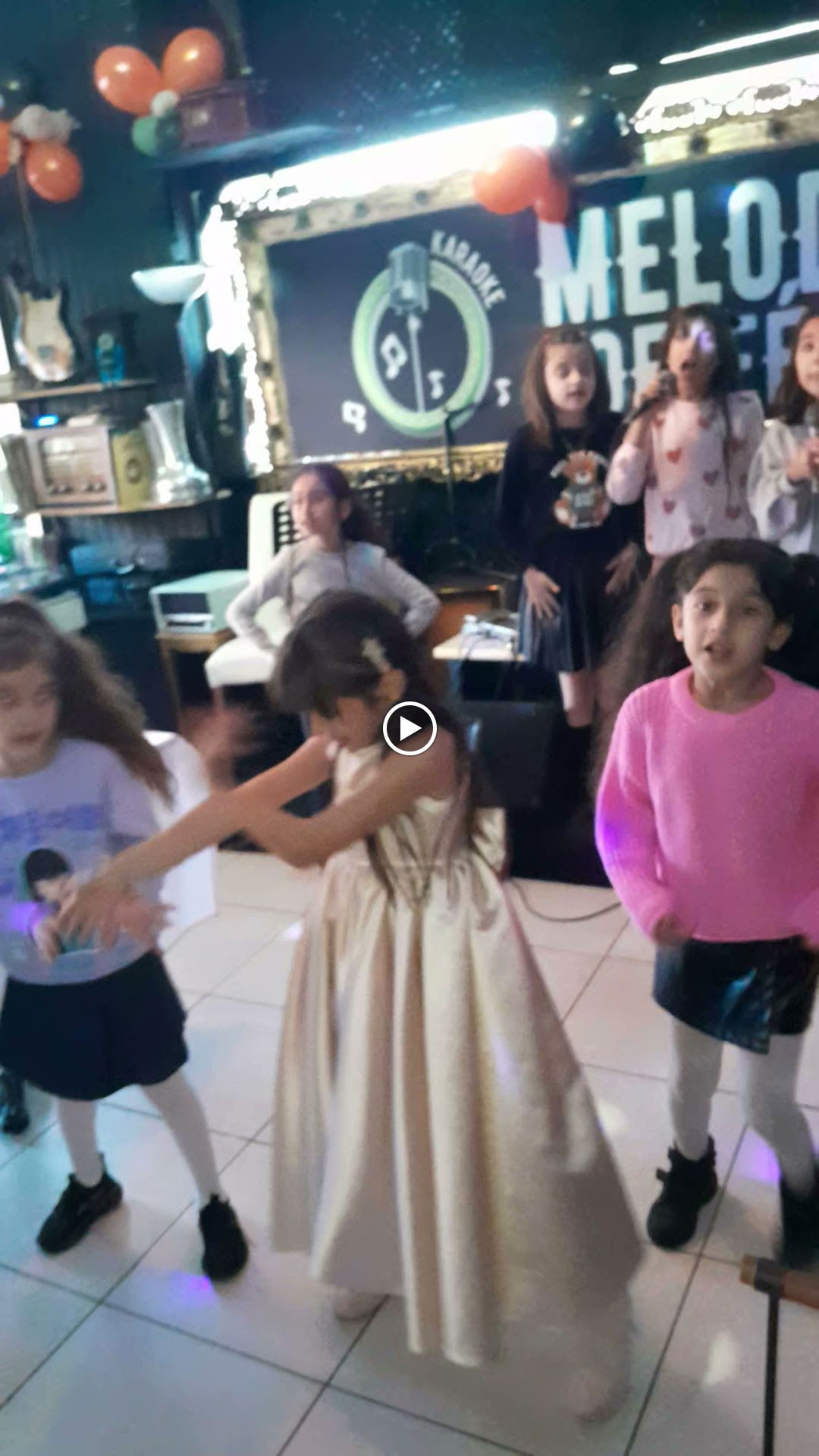 Melody Karaoke Coffy