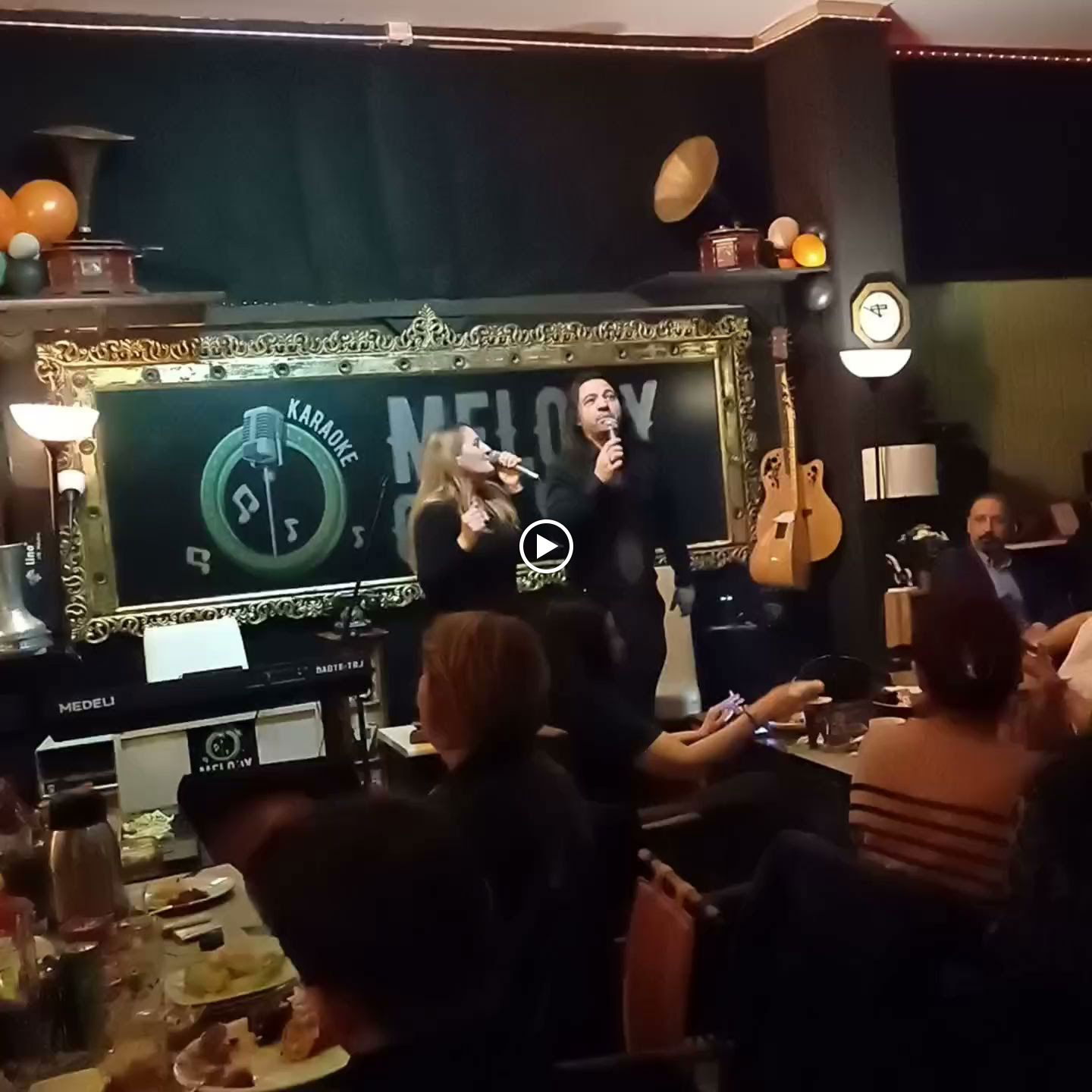 Melody Karaoke Coffy