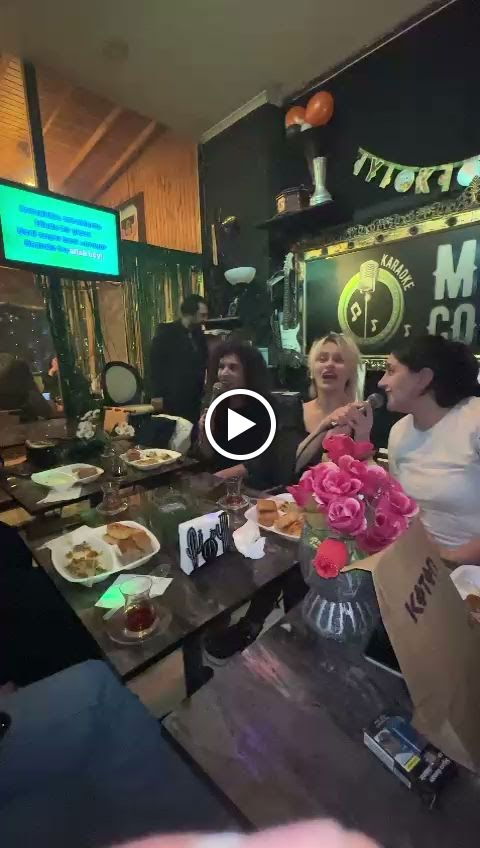 Melody Karaoke Coffy