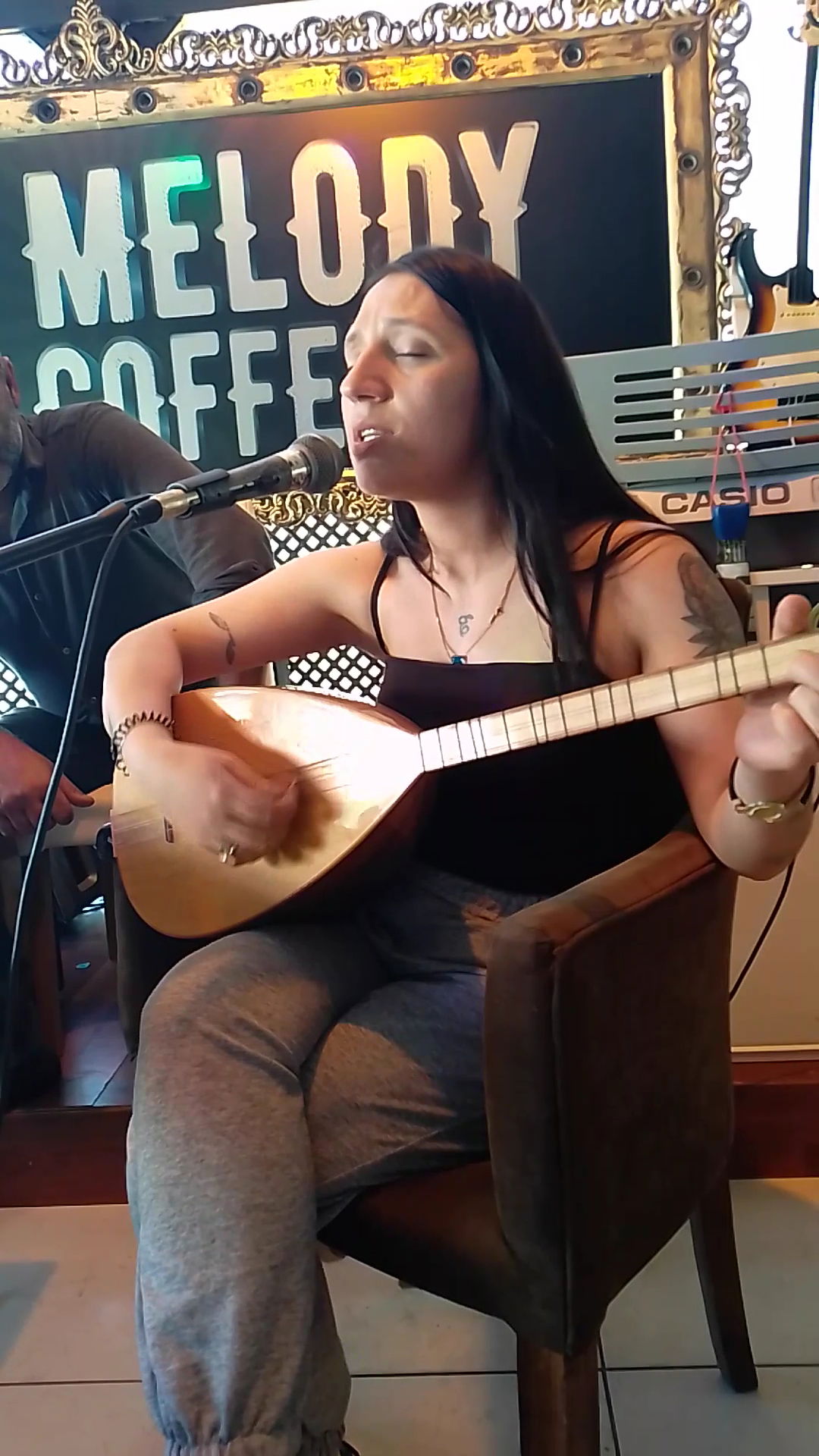 Melody Karaoke Coffy