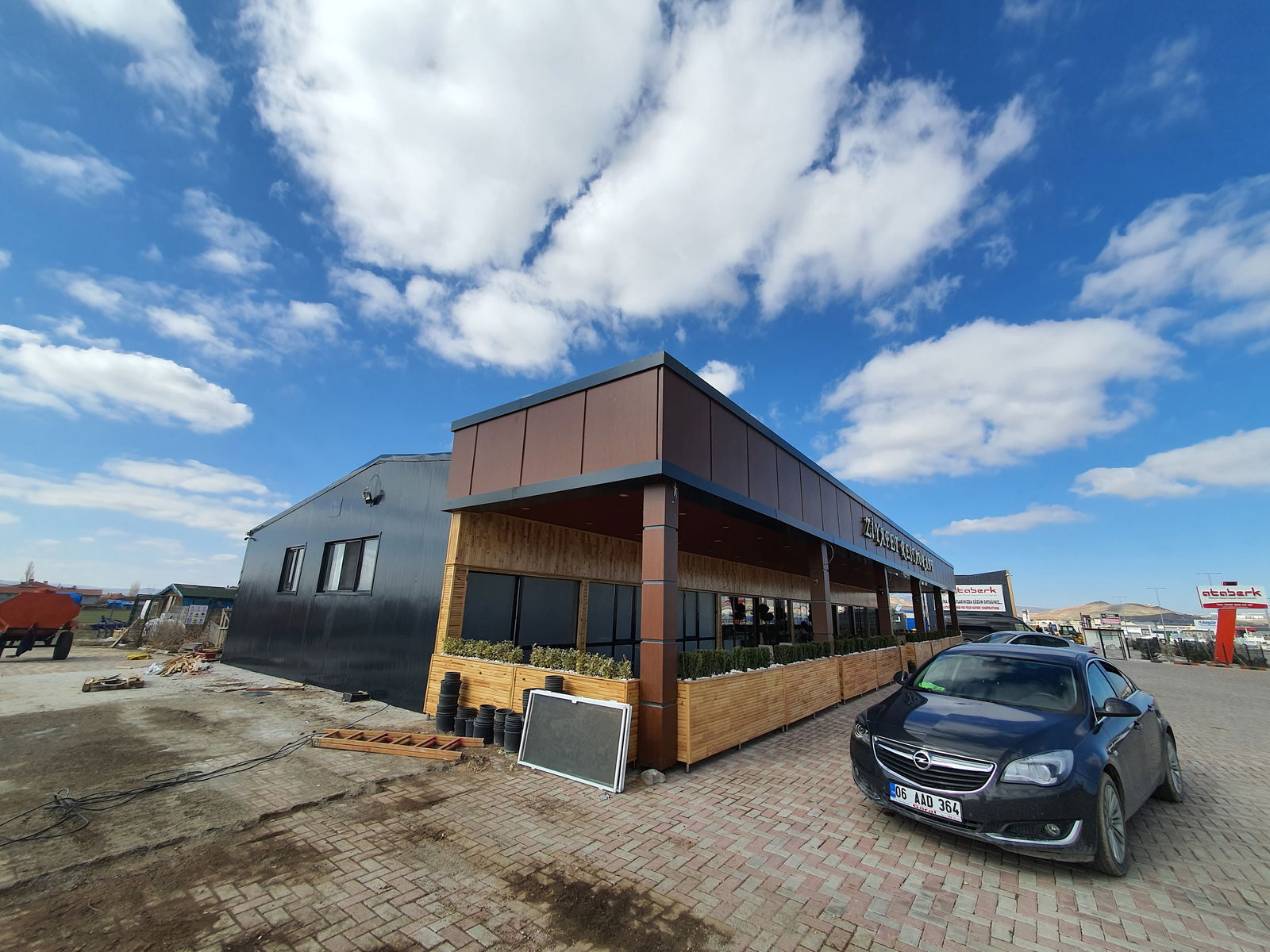 Ziyafet Restaurant & Catering