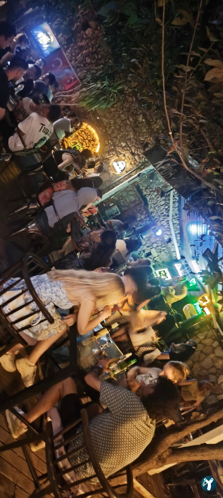 X Pub&Bistro&Otel Karaoke