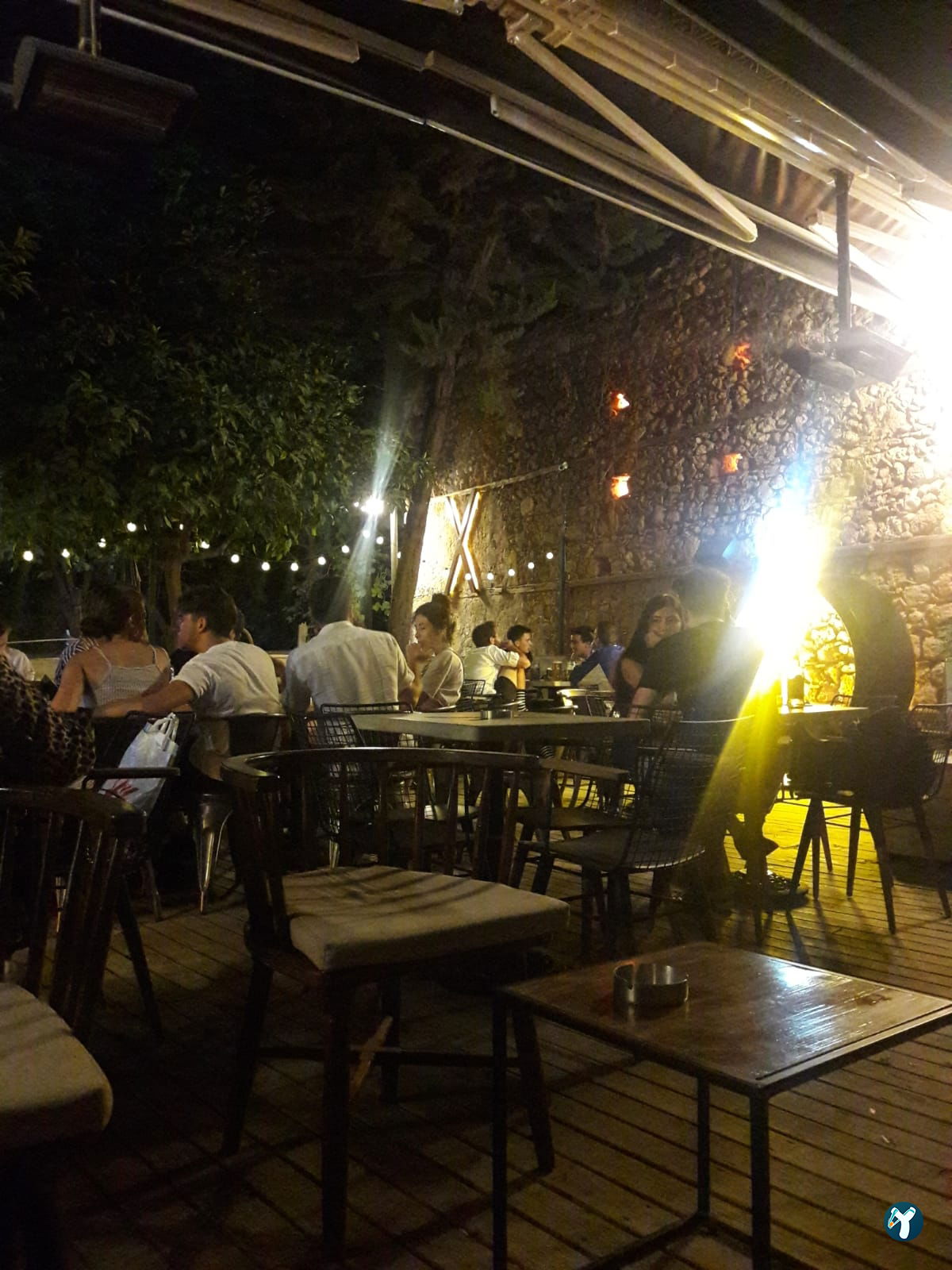 X Pub&Bistro&Otel Karaoke