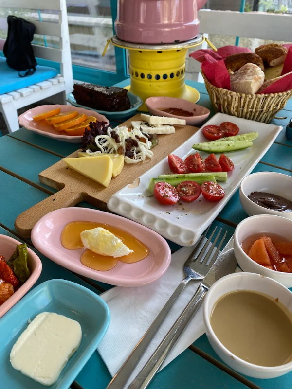 Batıköy Kahvaltı & Şarküteri