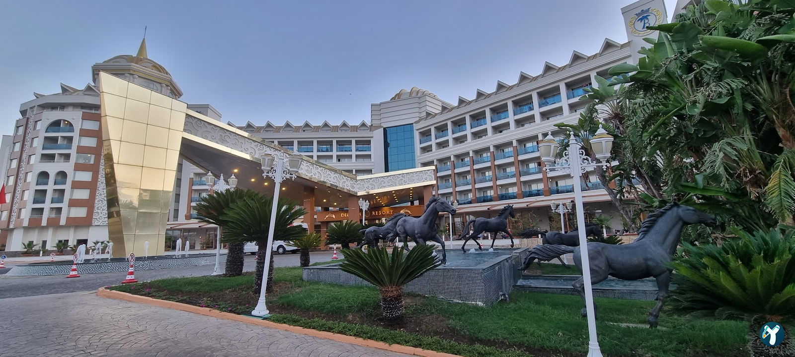Delphin Be Grand Resort