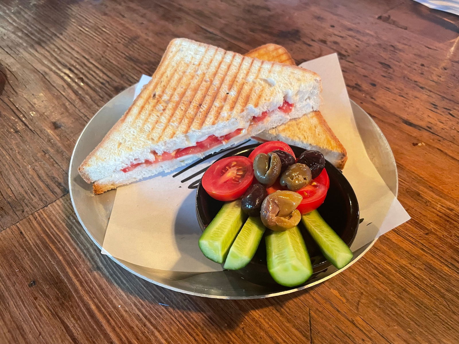 Kaşarlı & Domatesli Tost