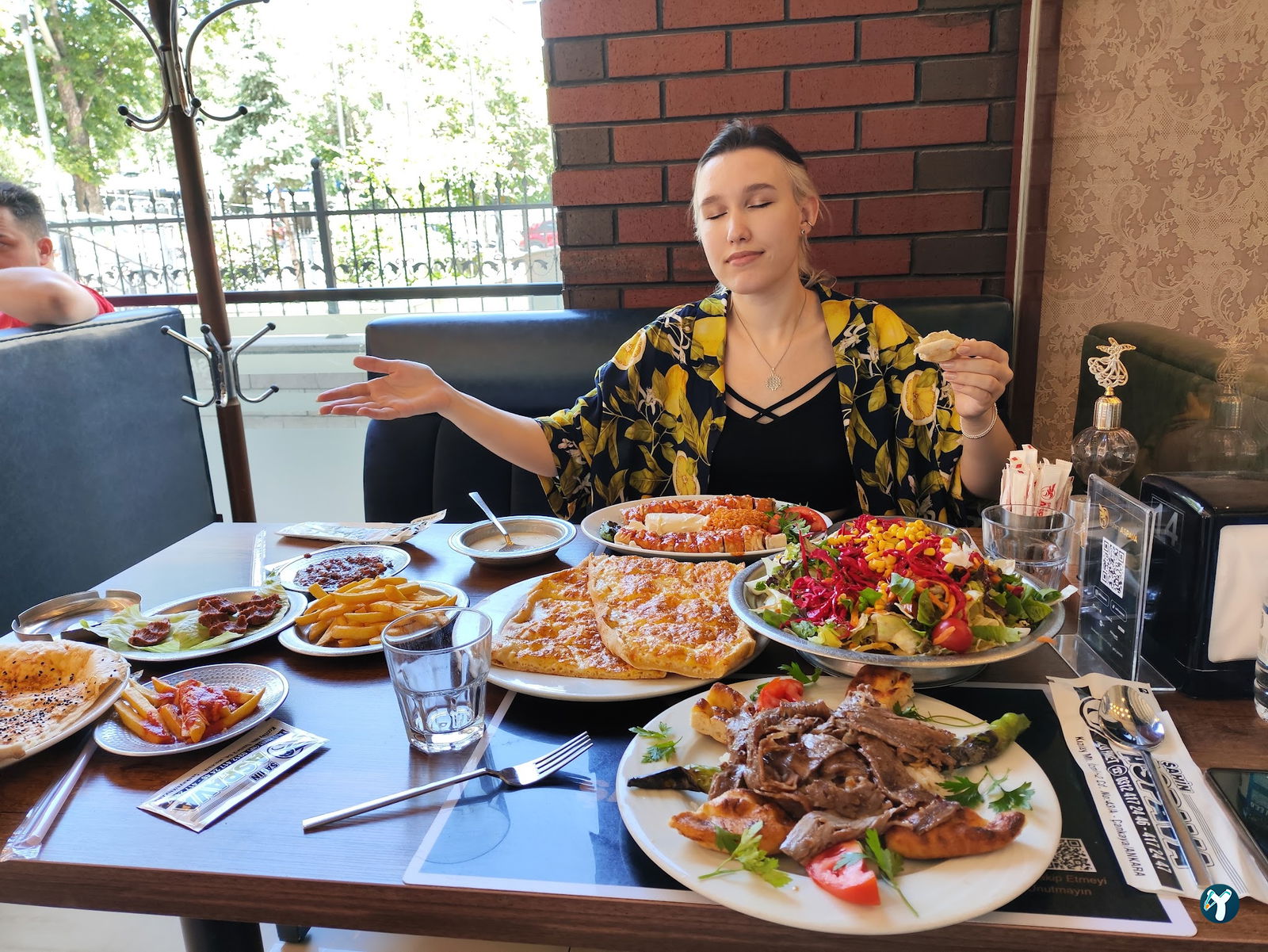 Şahi̇n Aspava
