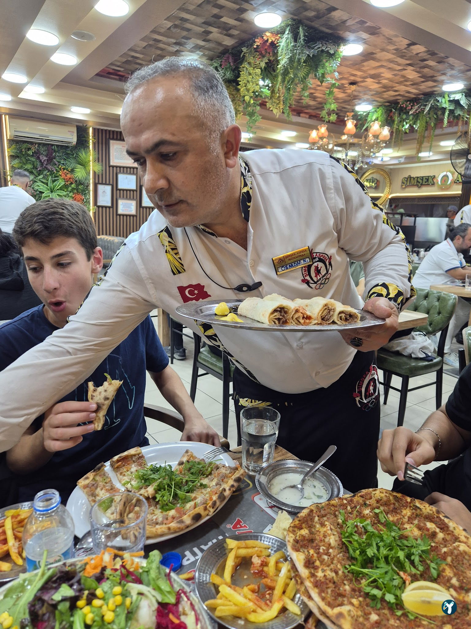 Şahi̇n Aspava