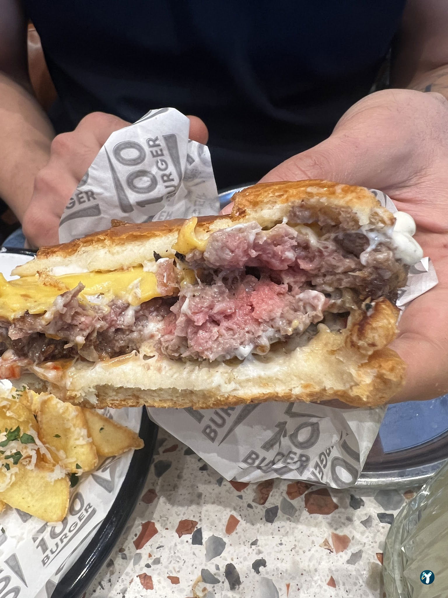 100 Burger-Maidan