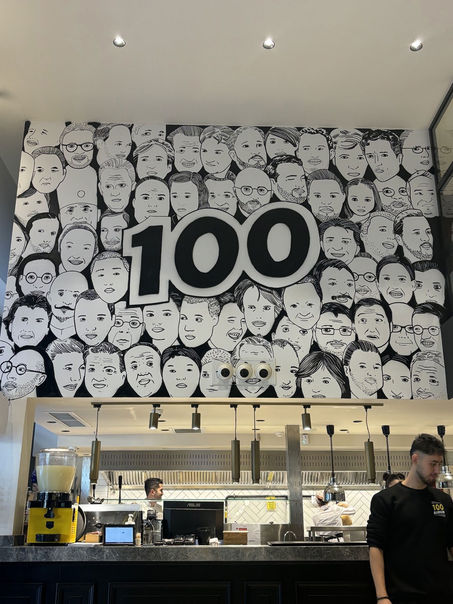 100 Burger-Maidan