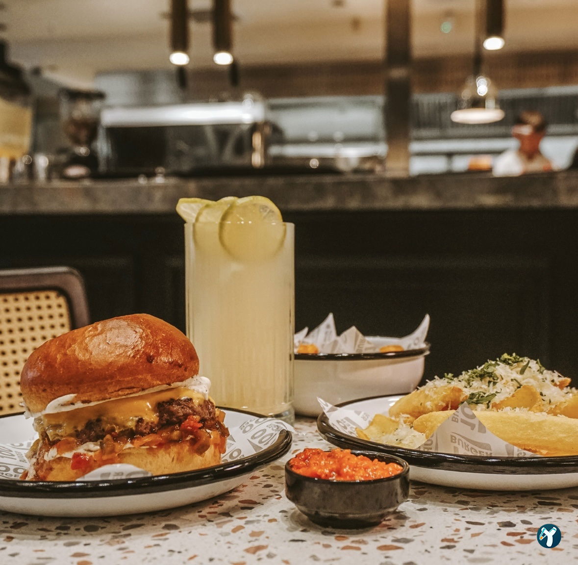 100 Burger-Maidan