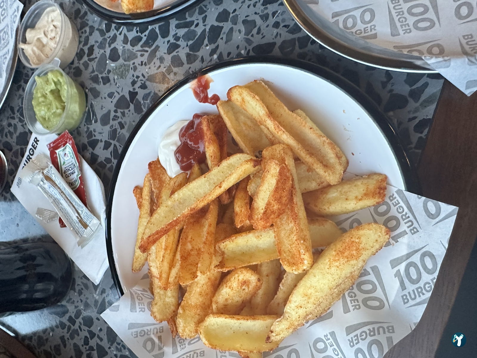 100 Burger-Maidan