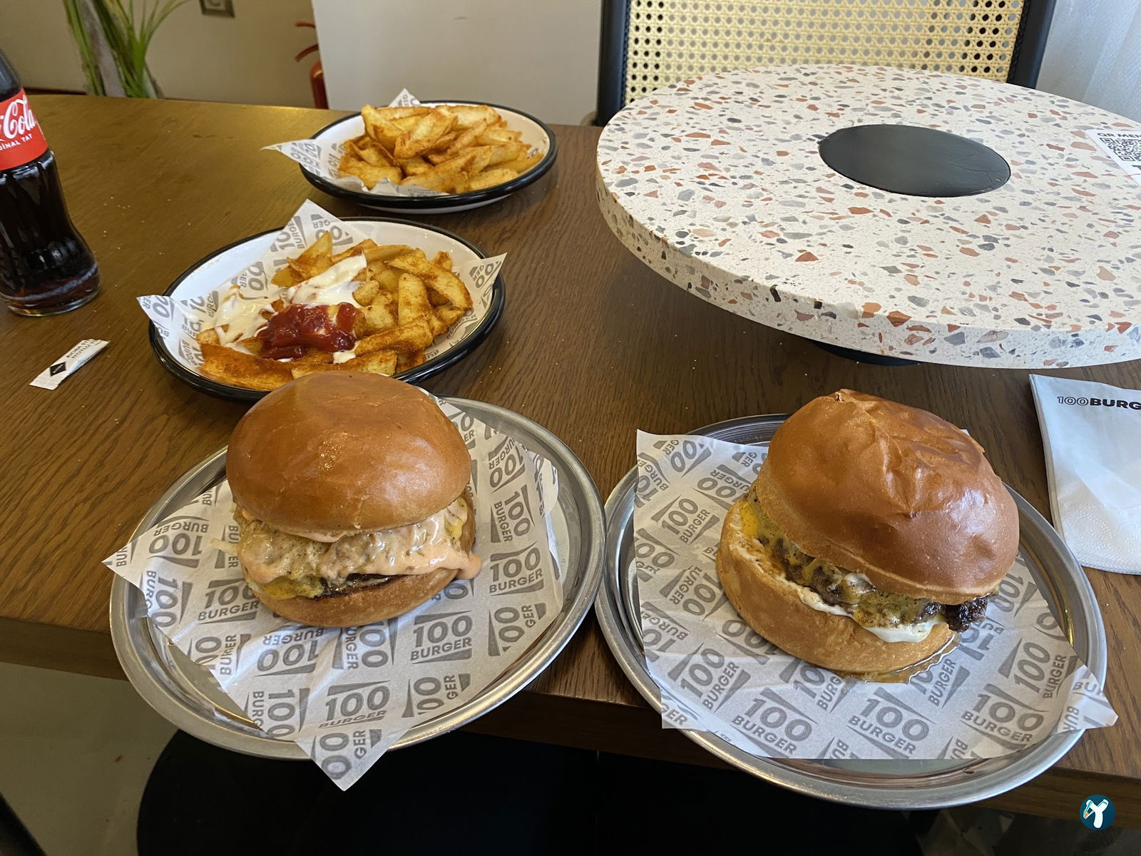 100 Burger-Maidan
