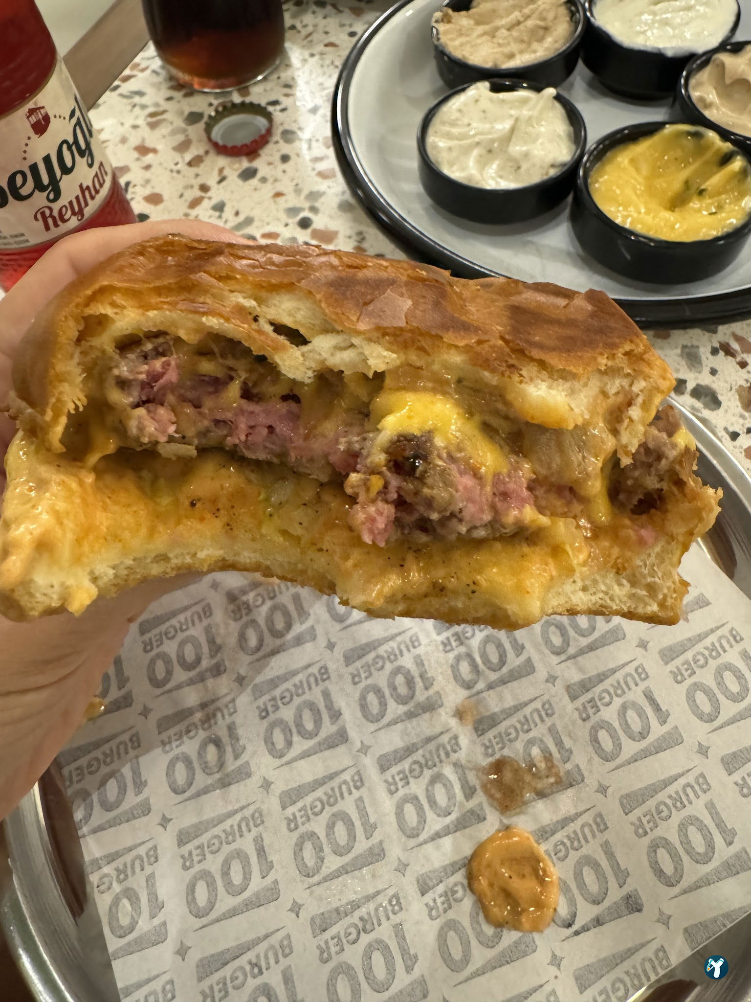 100 Burger-Maidan