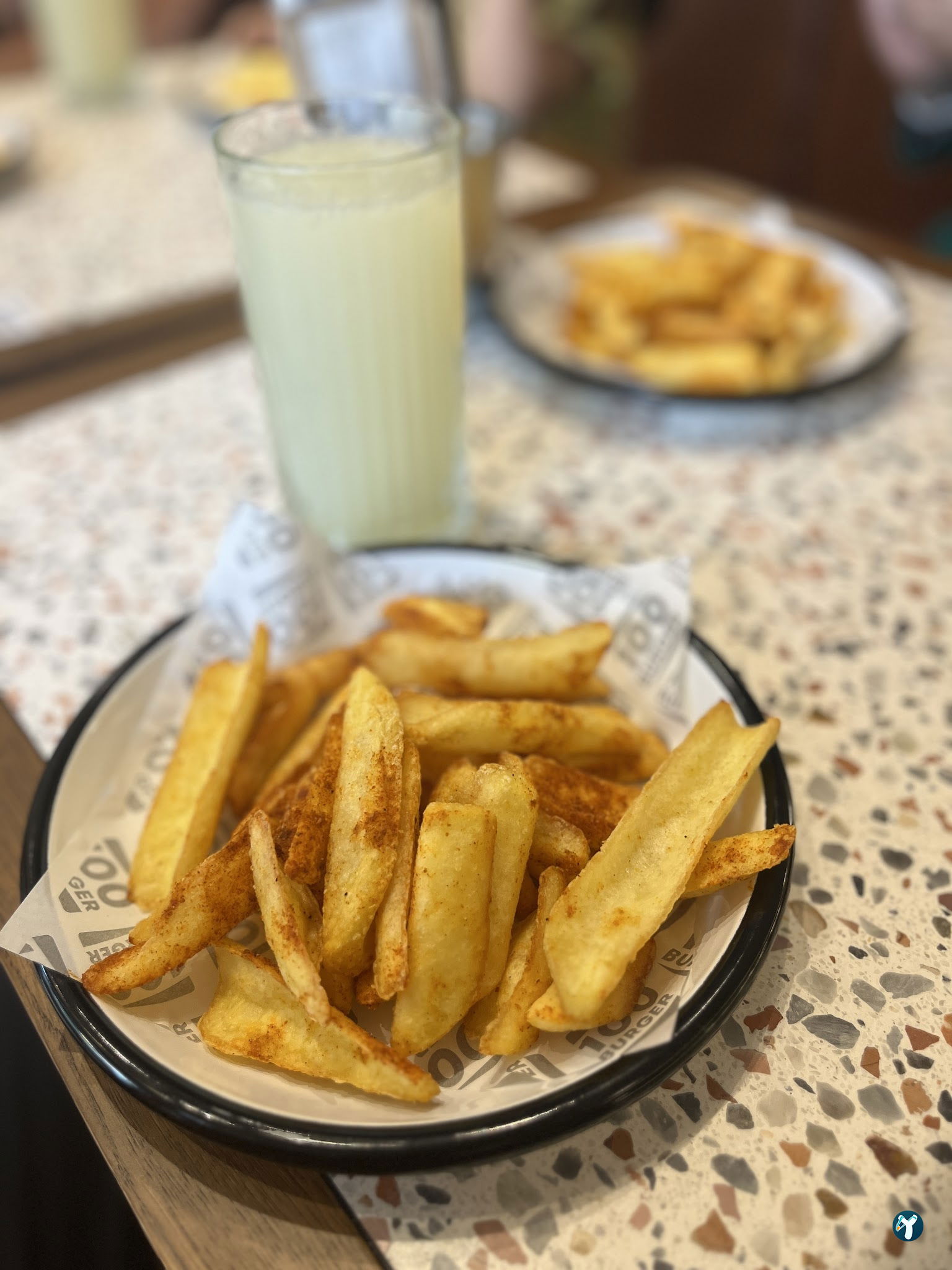 100 Burger-Maidan