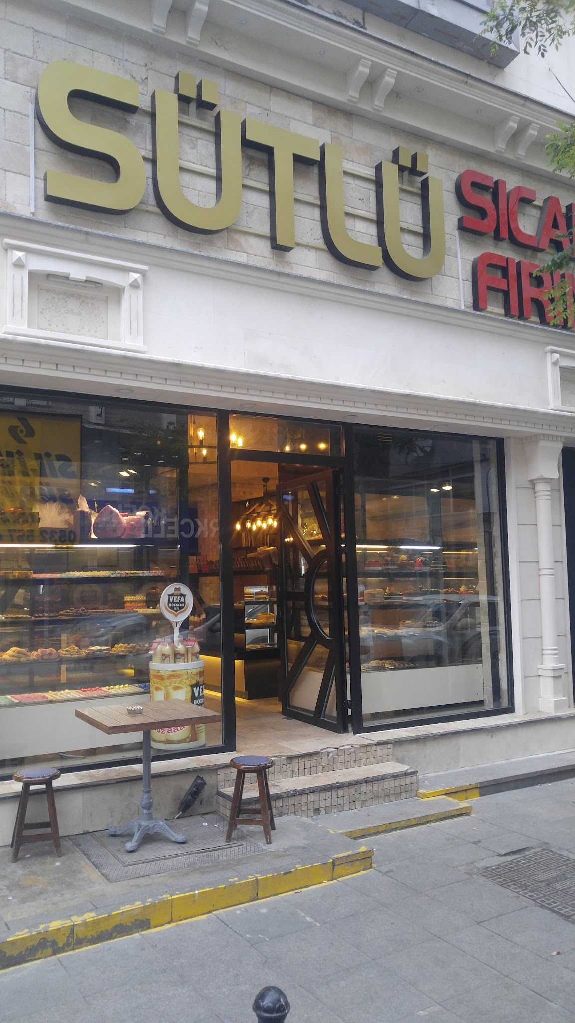 Sütlü Pastane Cafe