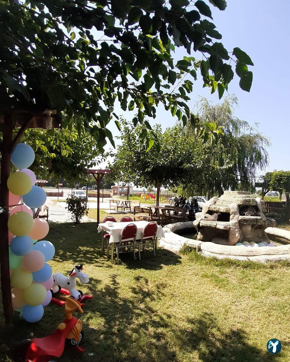 Enver Usta