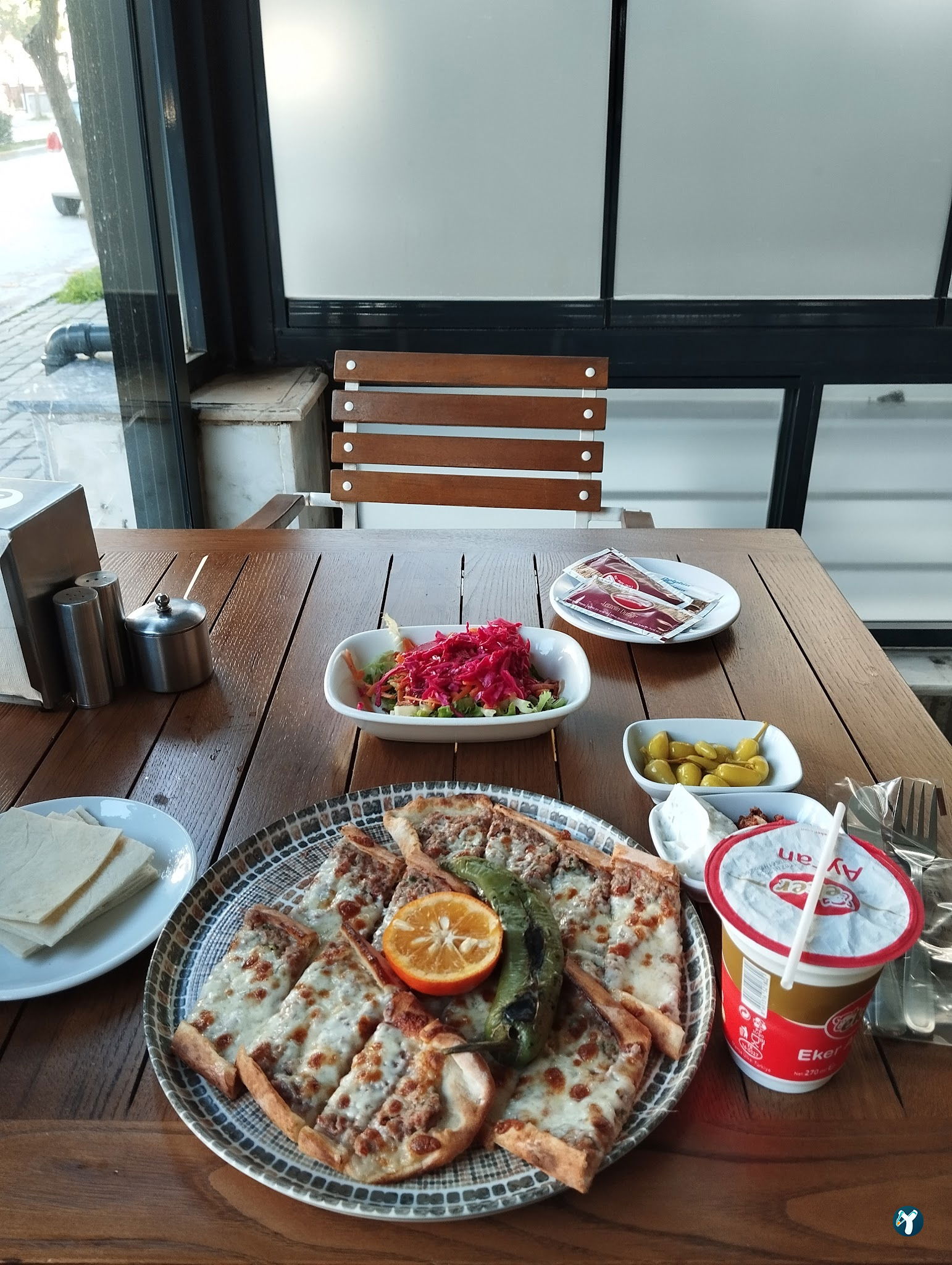 Özmenderes Pide