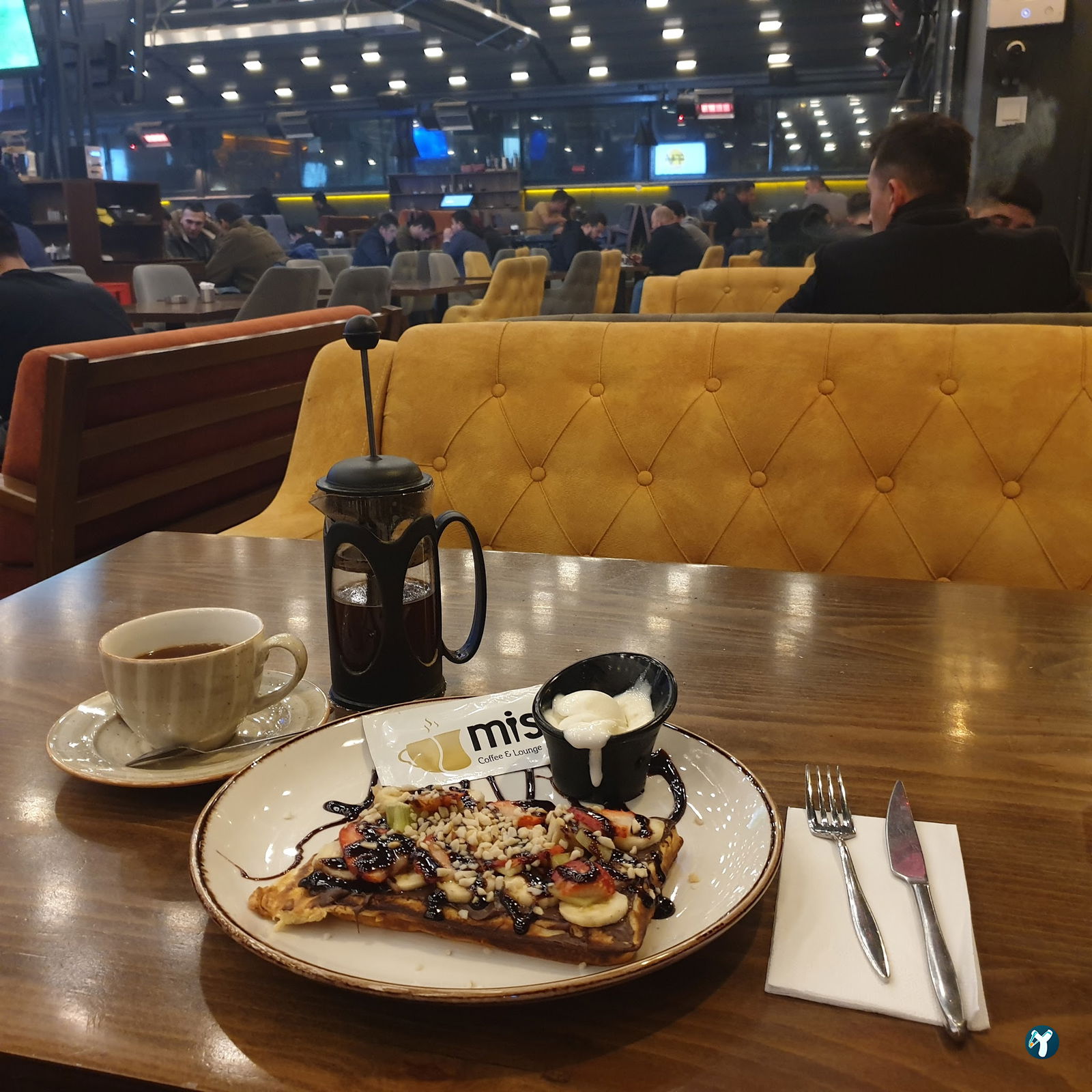 Mist Coffee & Lounge
