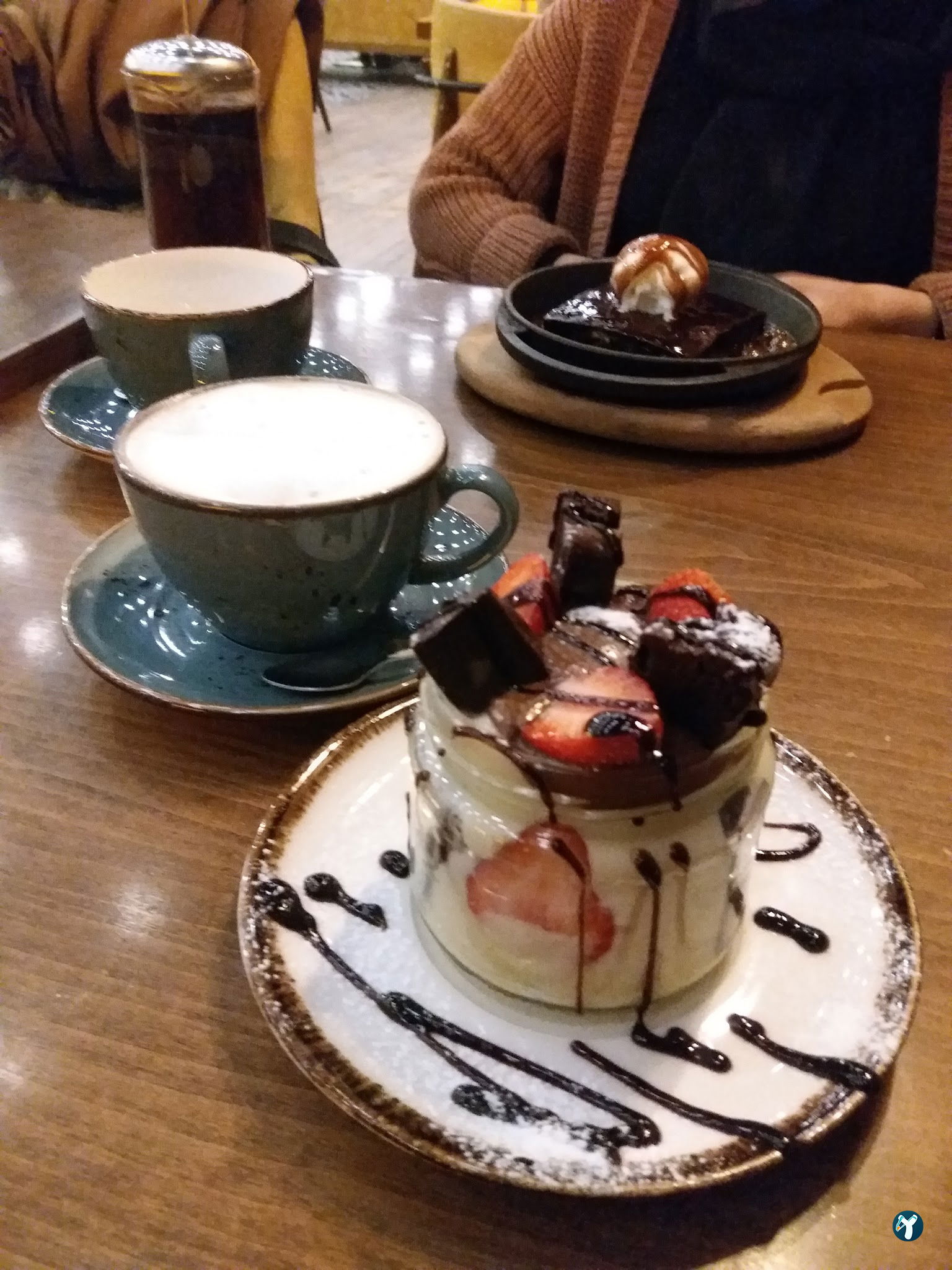 Mist Coffee & Lounge