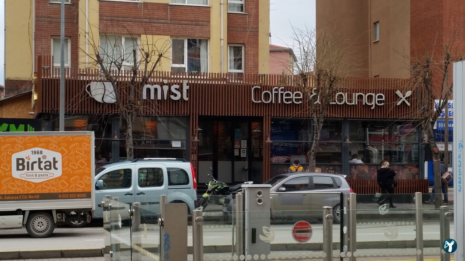 Mist Coffee & Lounge