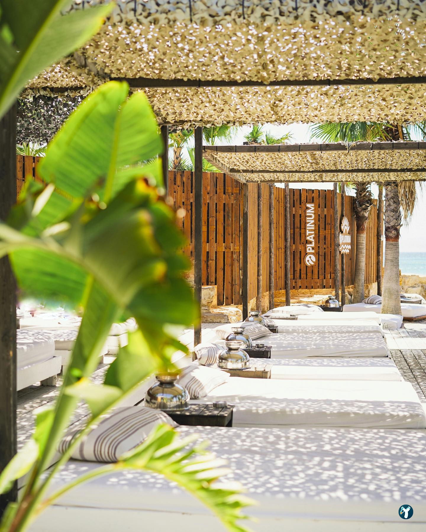 Fly-Inn Beach Club