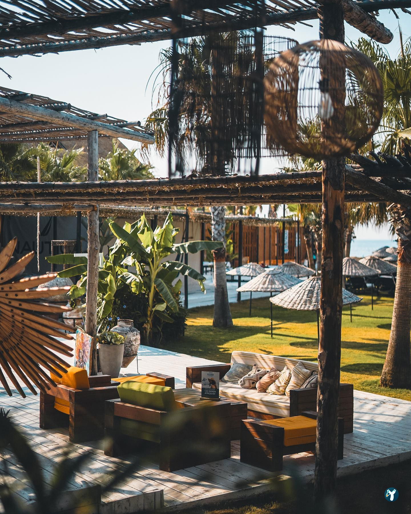 Fly-Inn Beach Club