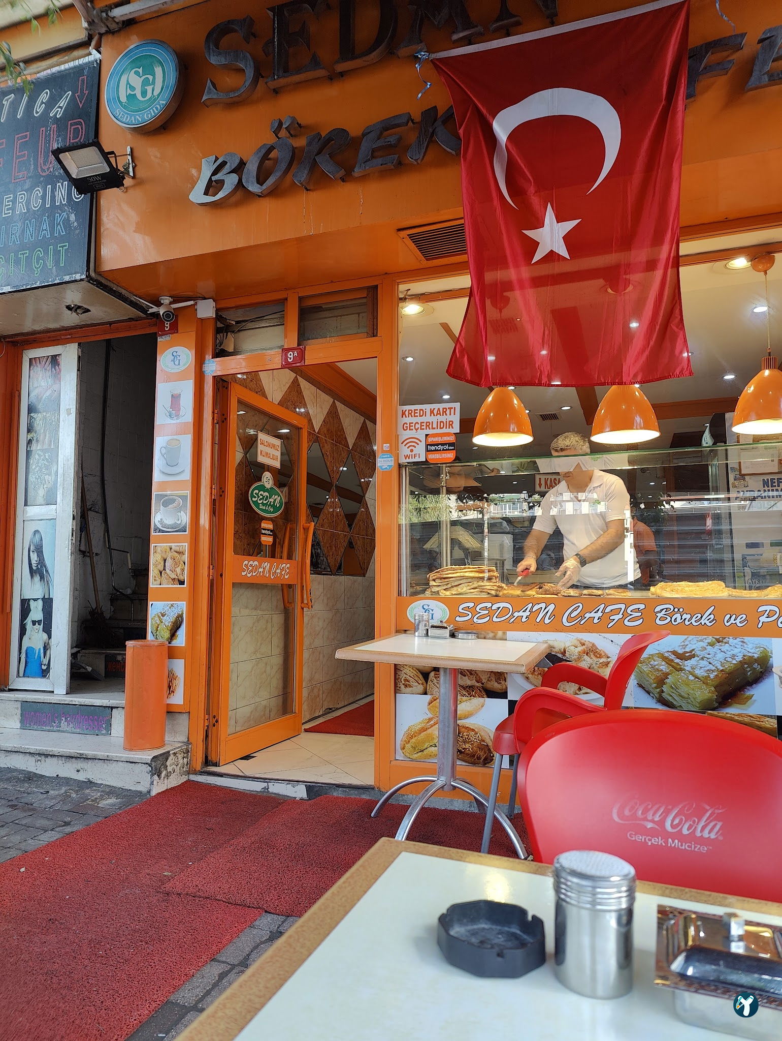 Sedan Cafe & Borek Salonu