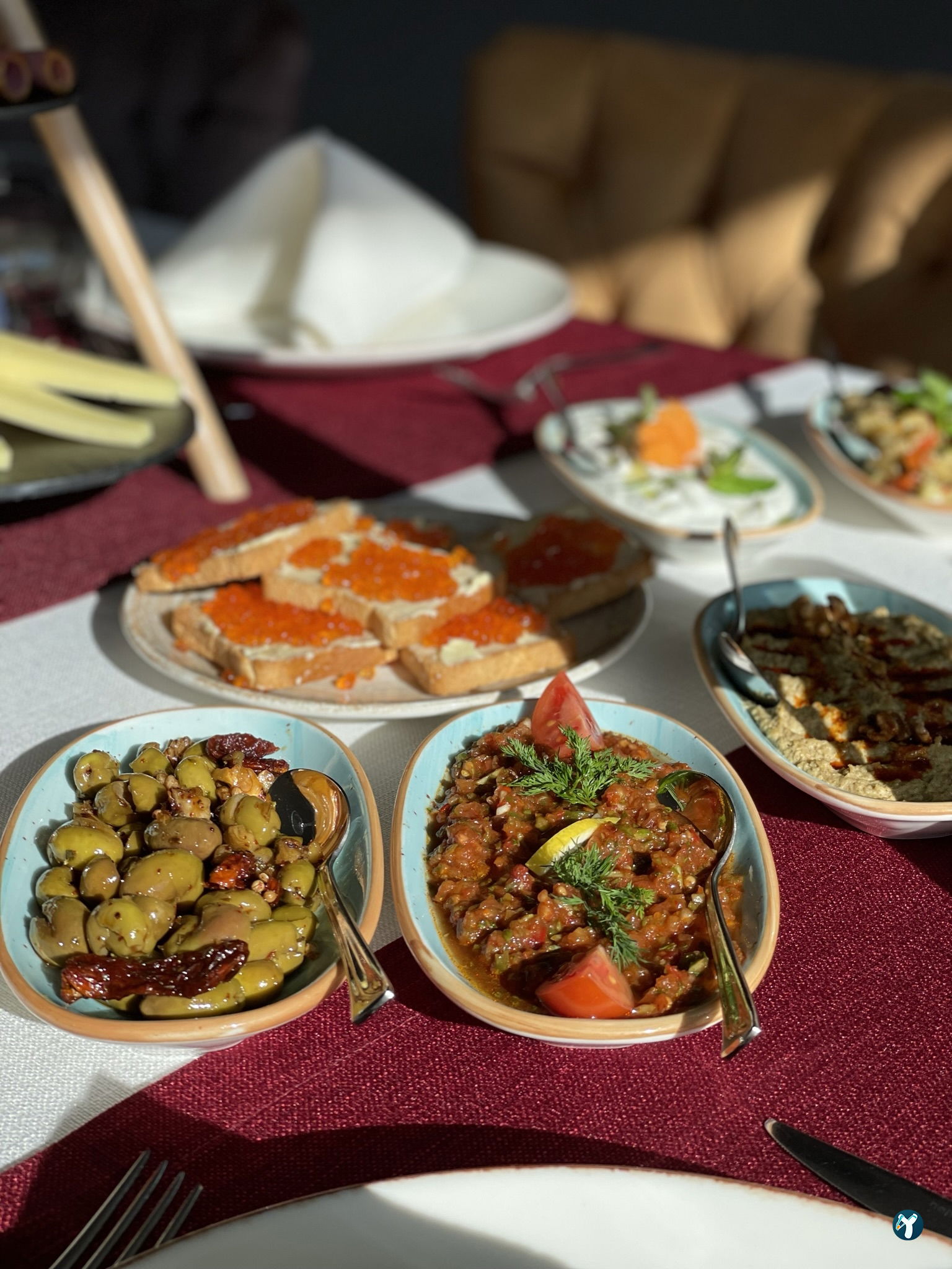 Mezza Gurme, Restoran & Market