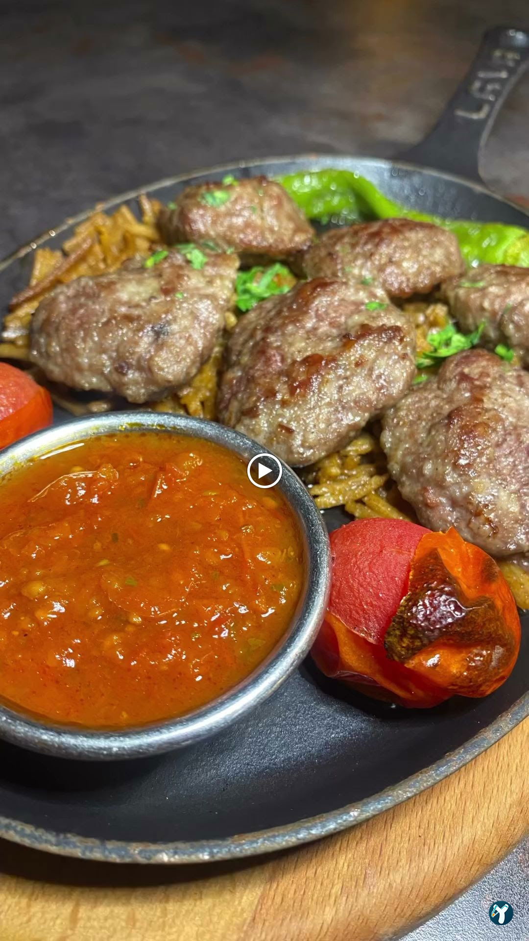 Mezza Gurme, Restoran & Market