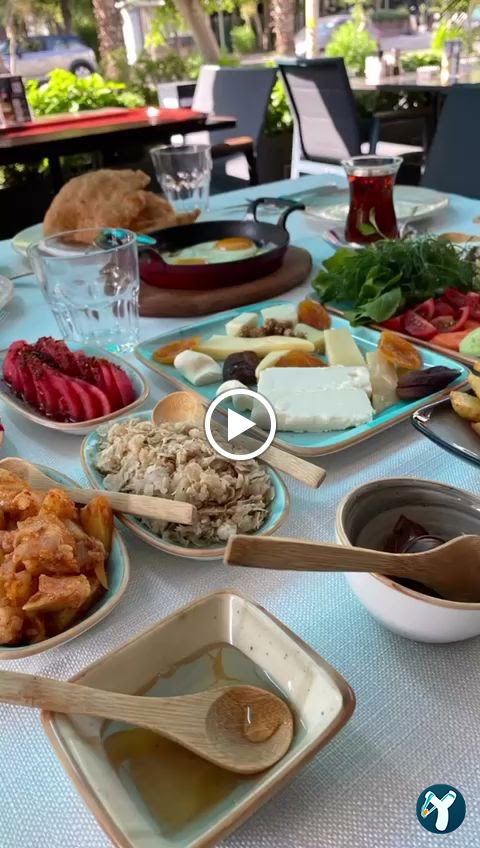 Mezza Gurme, Restoran & Market