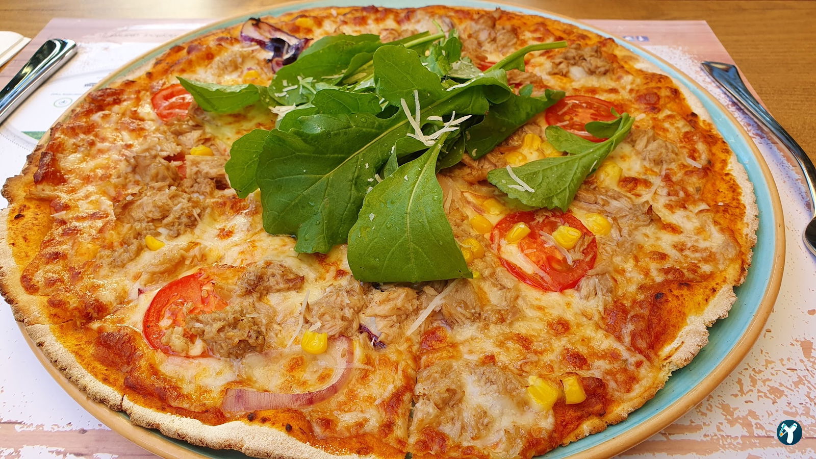 Mezza Gurme, Restoran & Market