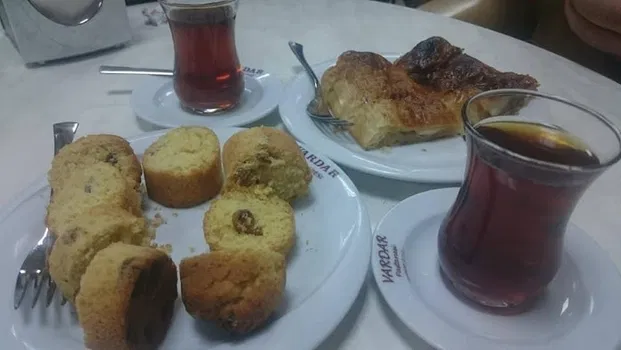 Vardar Pastanesi resimleri