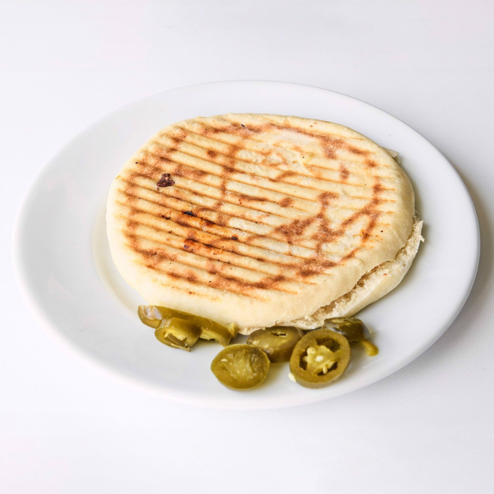 Kavurmalı Kaşarlı Bazlama Tost