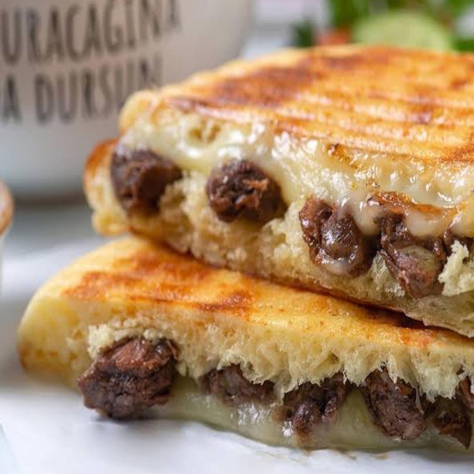 Yarım Kavurmalı Tost