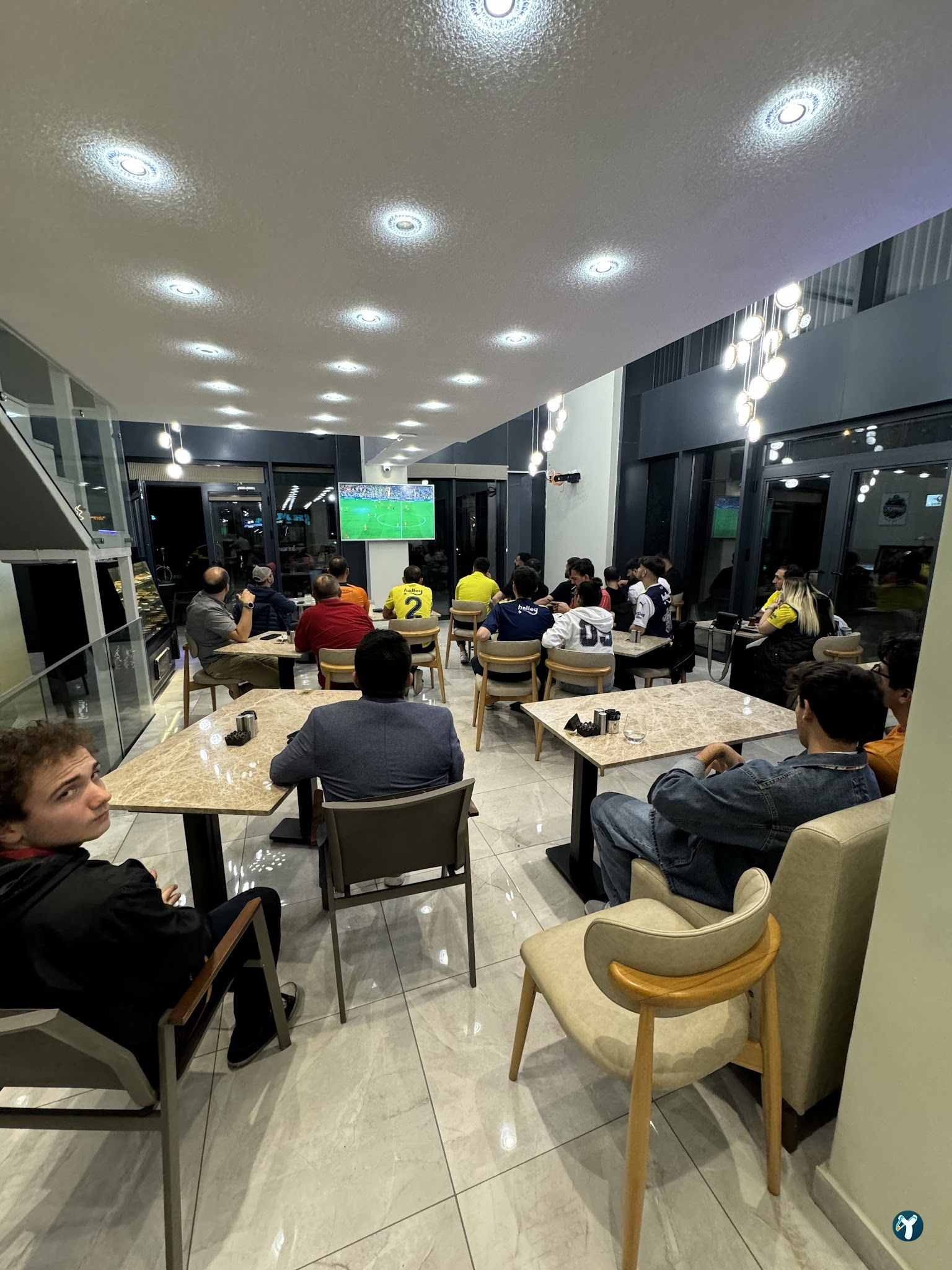 Shamrocks Cafe Halkali