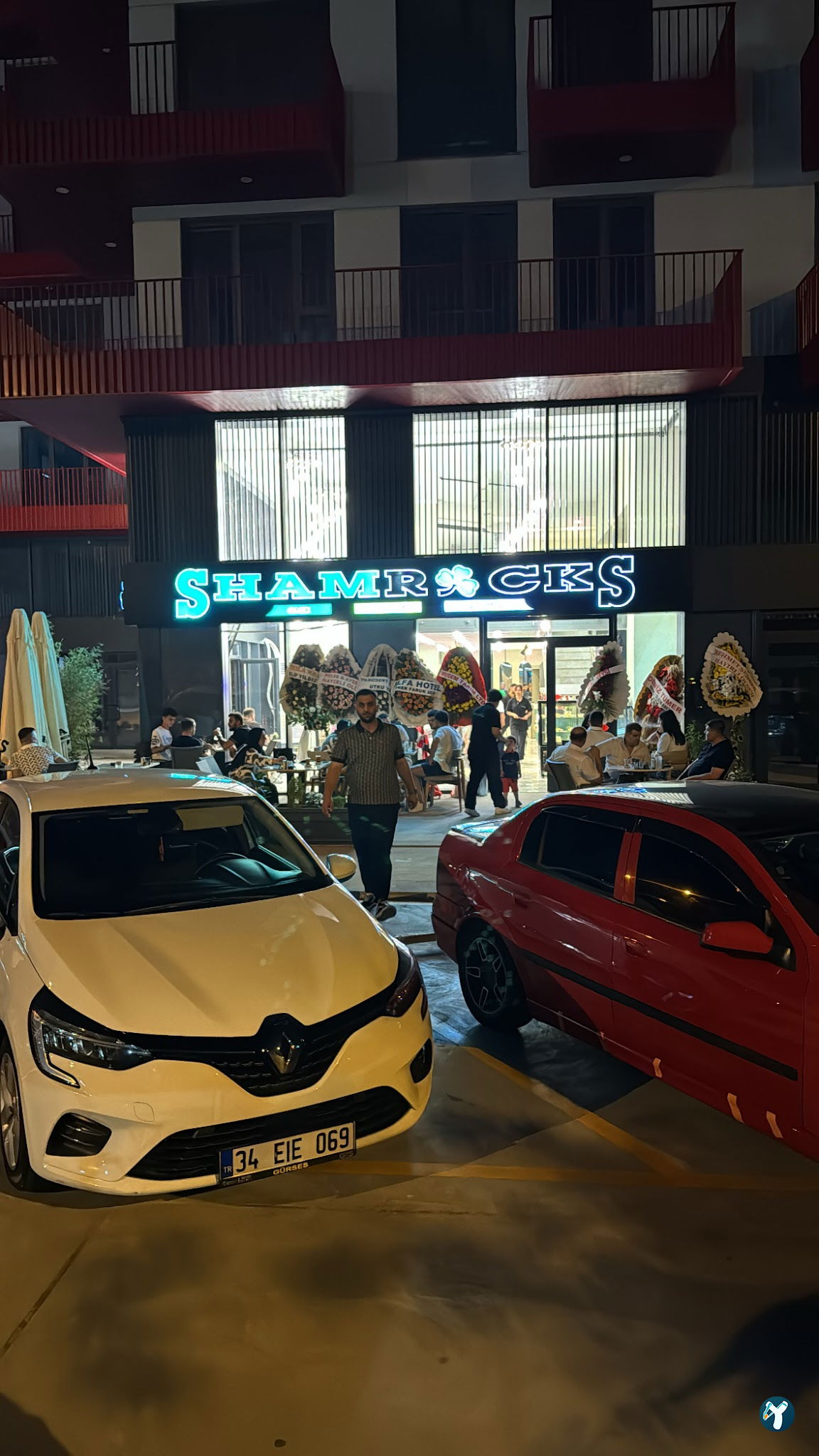 Shamrocks Cafe Halkali