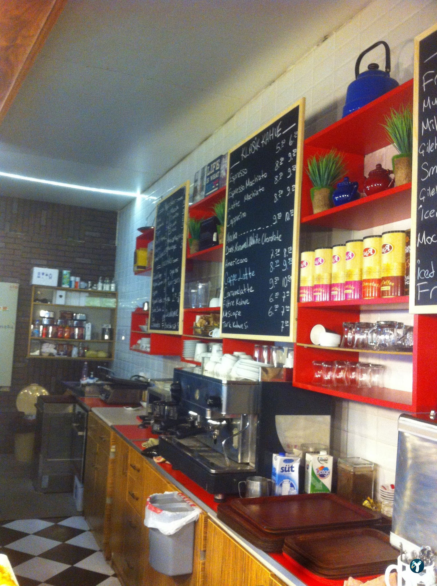 Caffé Latte Koçtaş Yapı Market Kartal(Italian Kahve Markası)