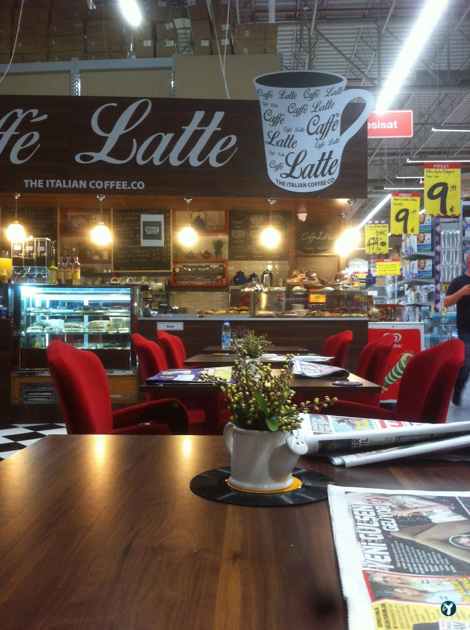 Caffé Latte Koçtaş Yapı Market Kartal(Italian Kahve Markası)