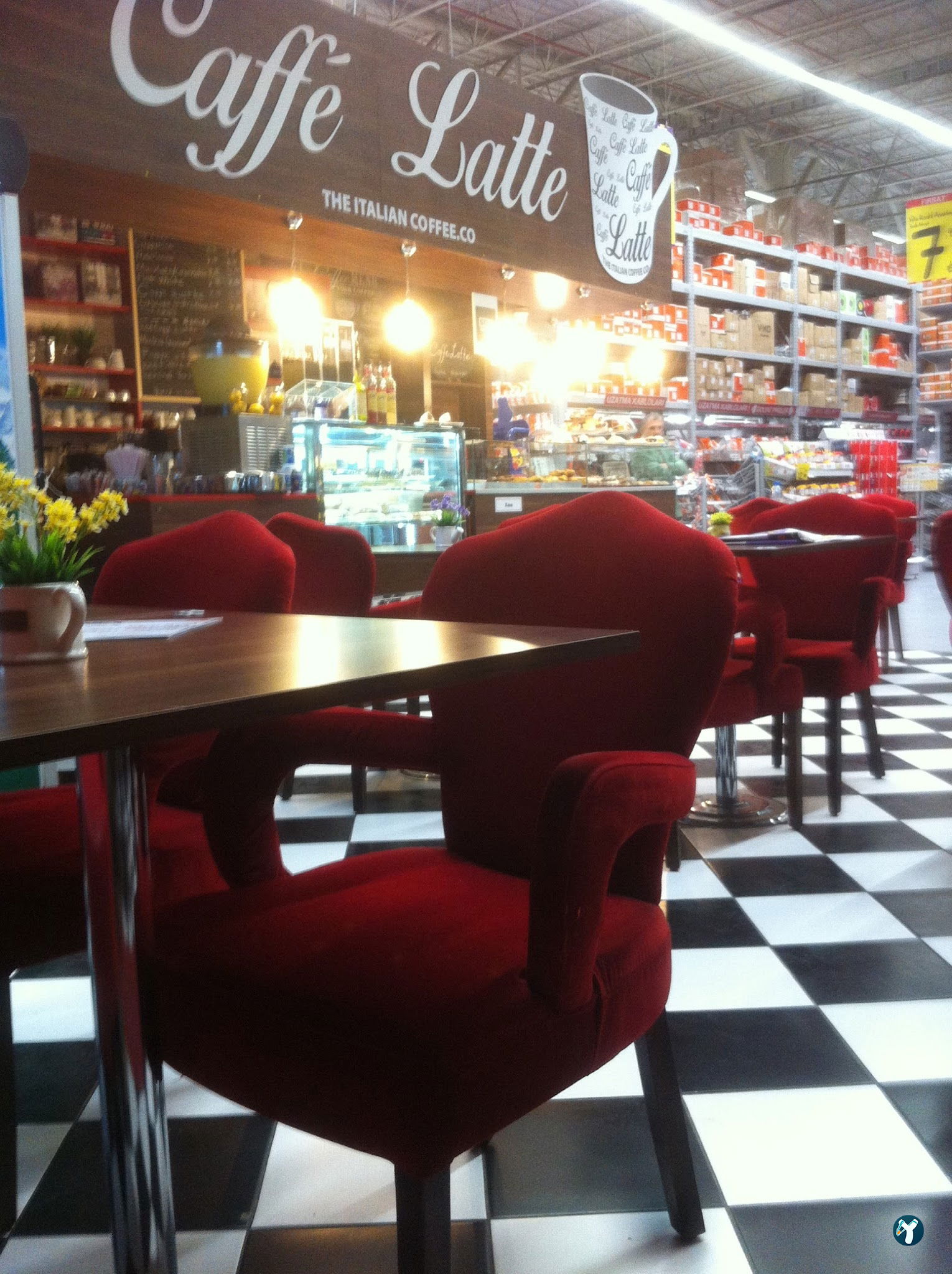 Caffé Latte Koçtaş Yapı Market Kartal(Italian Kahve Markası)