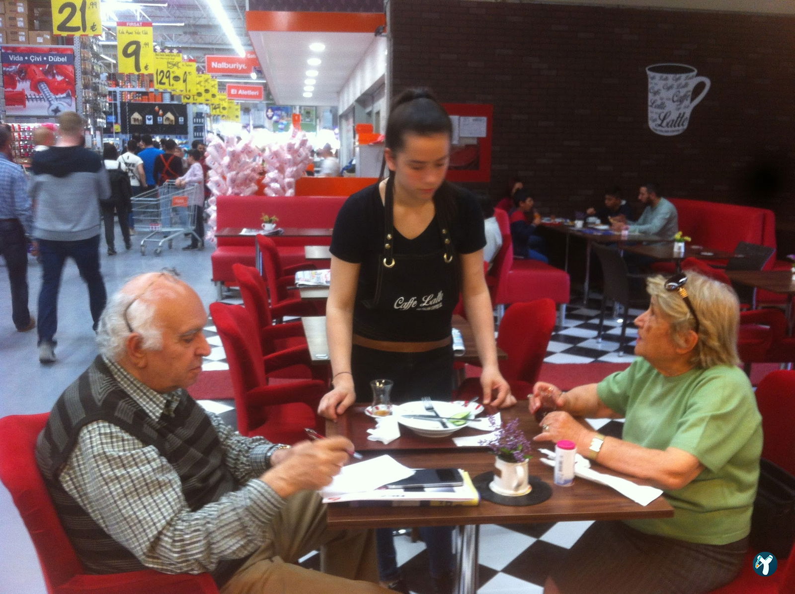 Caffé Latte Koçtaş Yapı Market Kartal(Italian Kahve Markası)