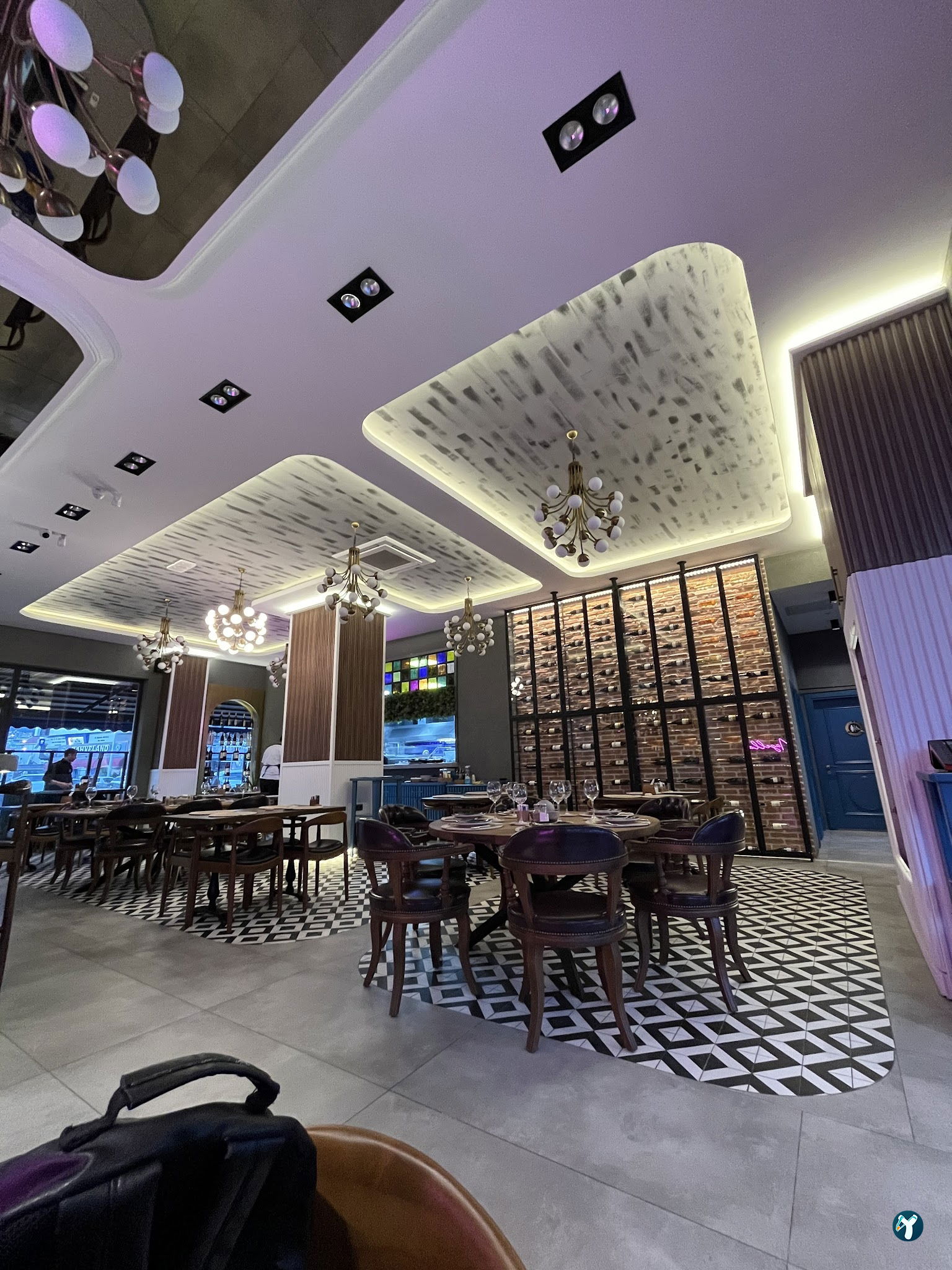 Magellan Cafe Bistro